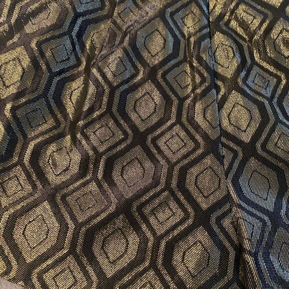 Bebe metallic romper, size 2 - Picture 7 of 10